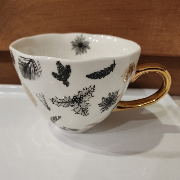 Leaf Design Grace's Teaware Tea Mug - Picture 8 of 8